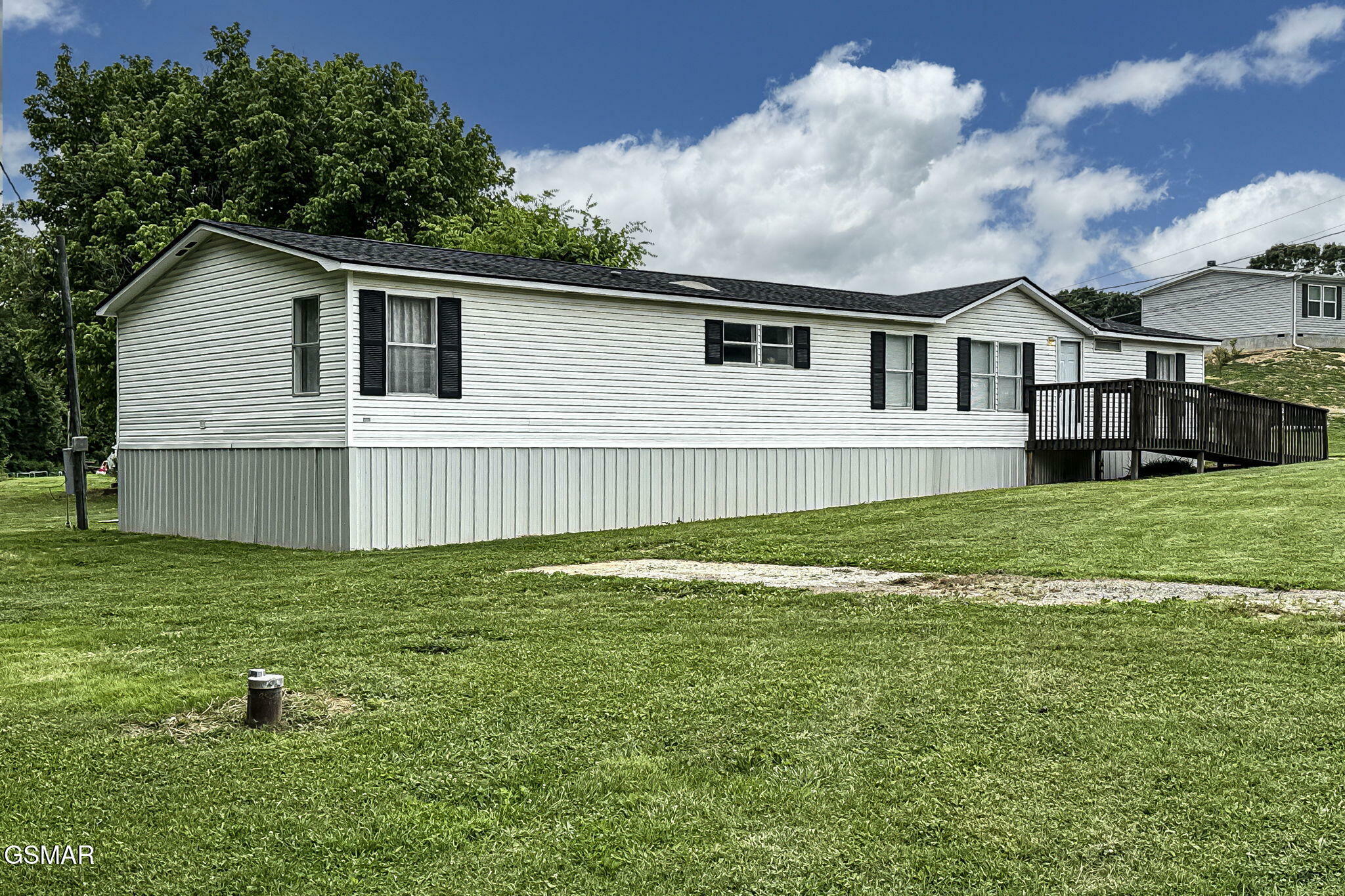 Property Photo: 231 Lafollette Cemetery Lane TN 37876