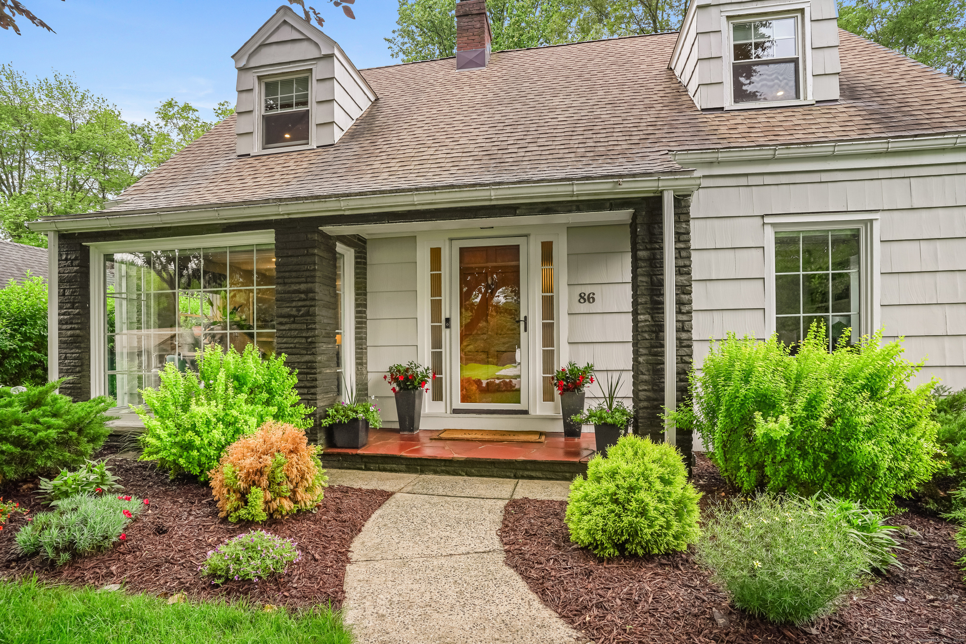 Property Photo: 86 Lorma Avenue CT 06611