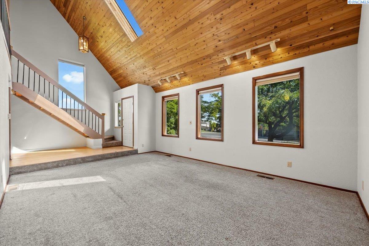 Property Photo: 4107 W Desert Plateau Dr. WA 99301