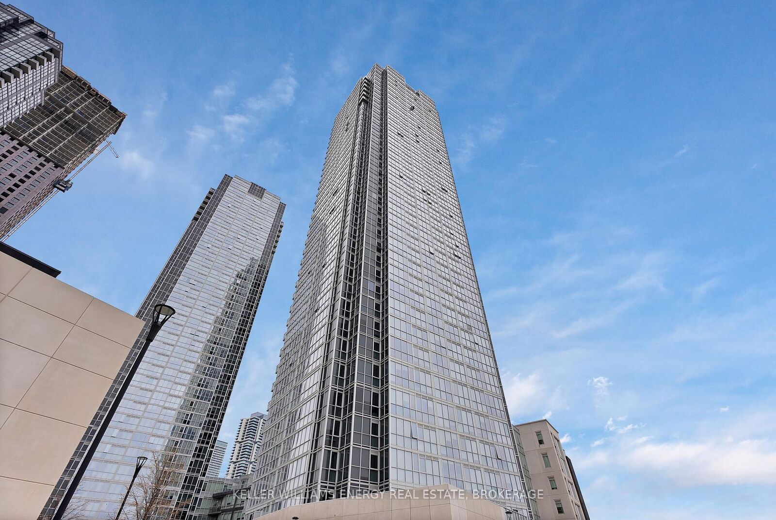 Property Photo:  2908 Highway 7 N/A 219  ON L4K 0K5