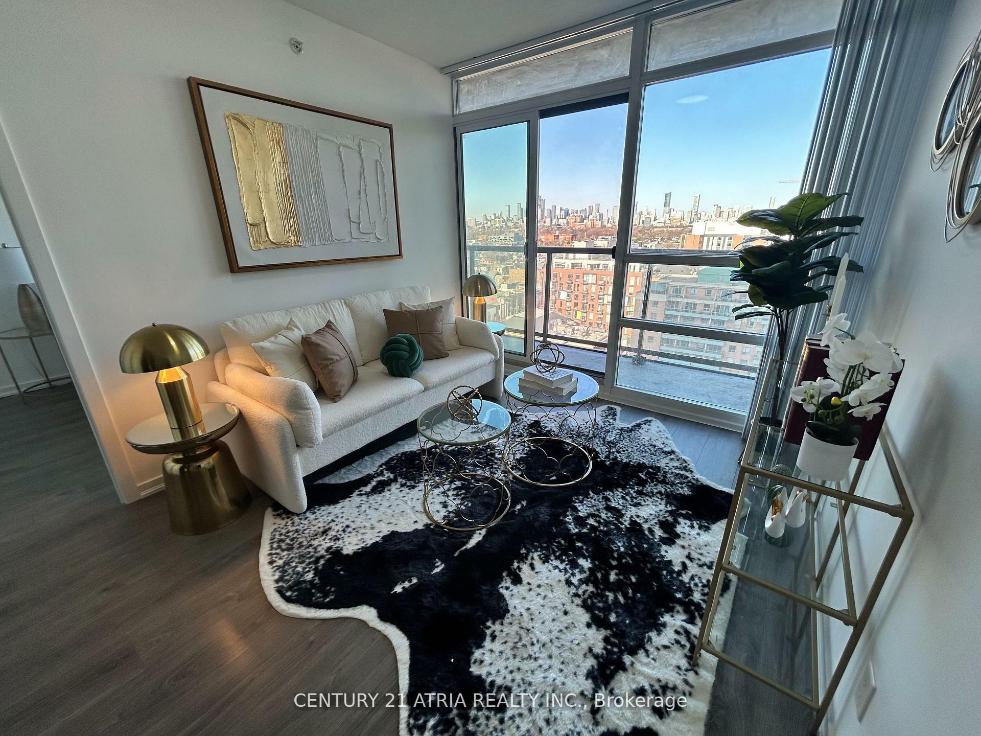 Property Photo: 68 Abell Street 1606 ON M6J 0A2