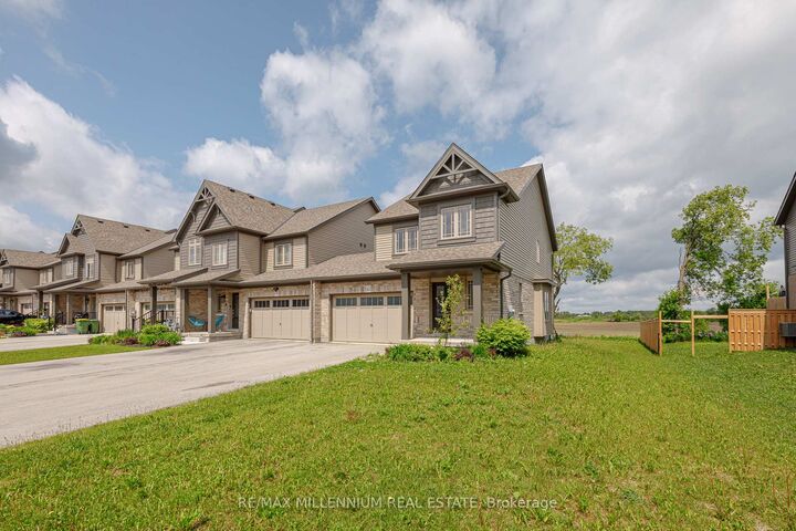 Property Photo: 142 Stonebrook Way ON N0C 1H0