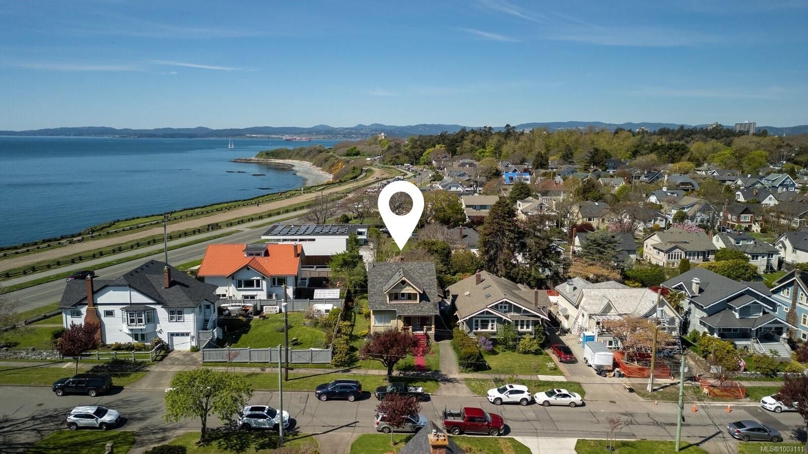 Property Photo: 16 Howe St BC V8V 4K3