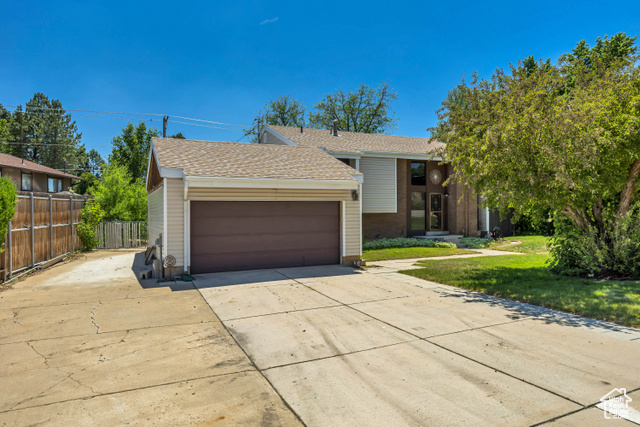 Property Photo: 1063 Oxford Dr UT 84403
