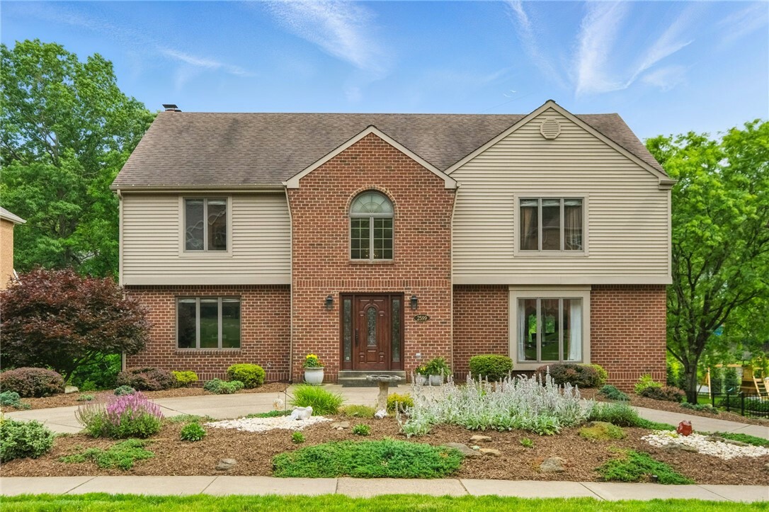 2599 Rossmoor Dr  Upper St. Clair PA 15241 photo