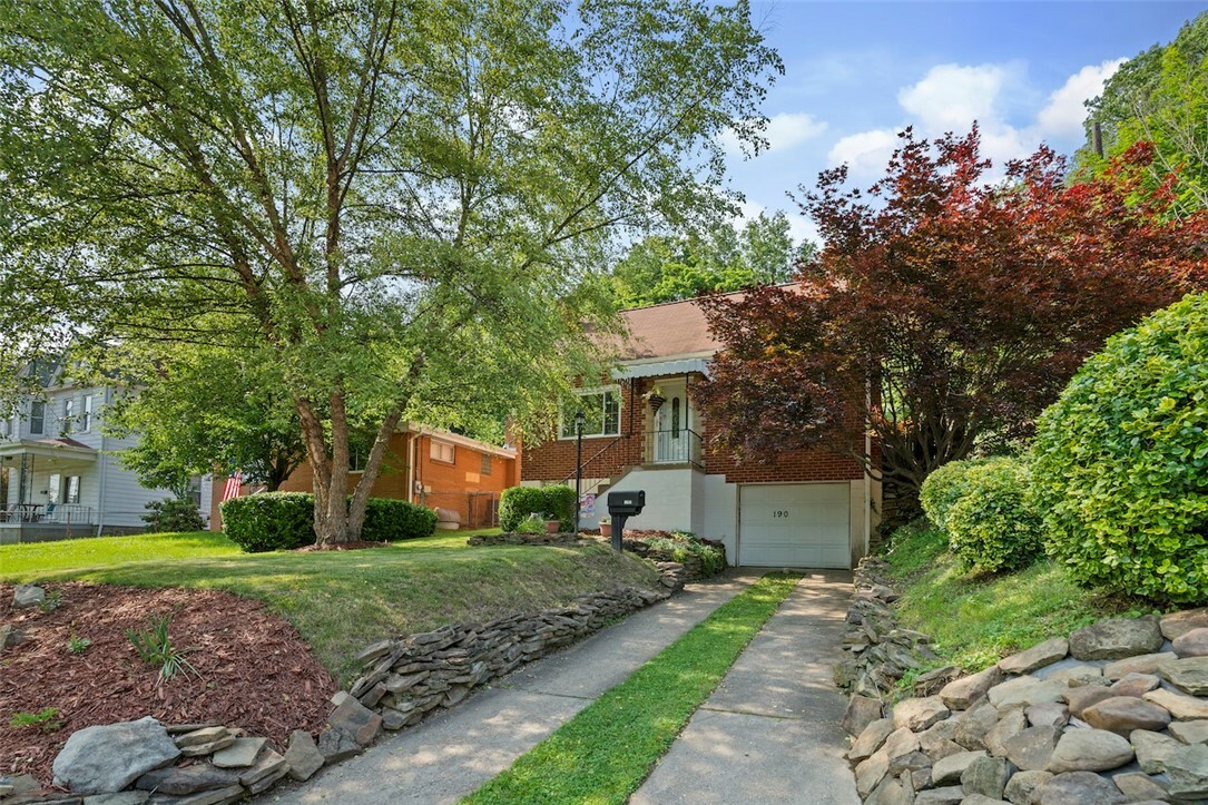 Property Photo: 190 Noll Ave PA 15205