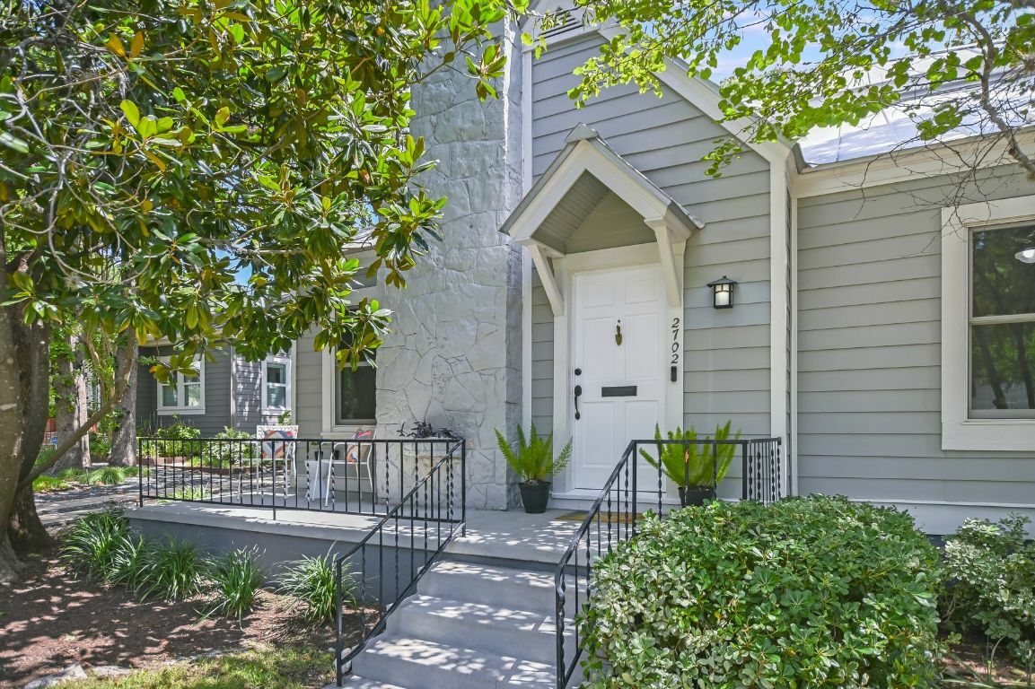 Property Photo: 2702 Bonnie Road TX 78703