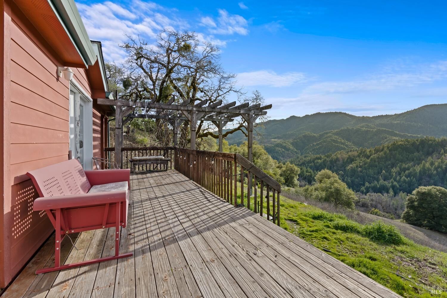 Property Photo:  50410 Highway 101  CA 95454 