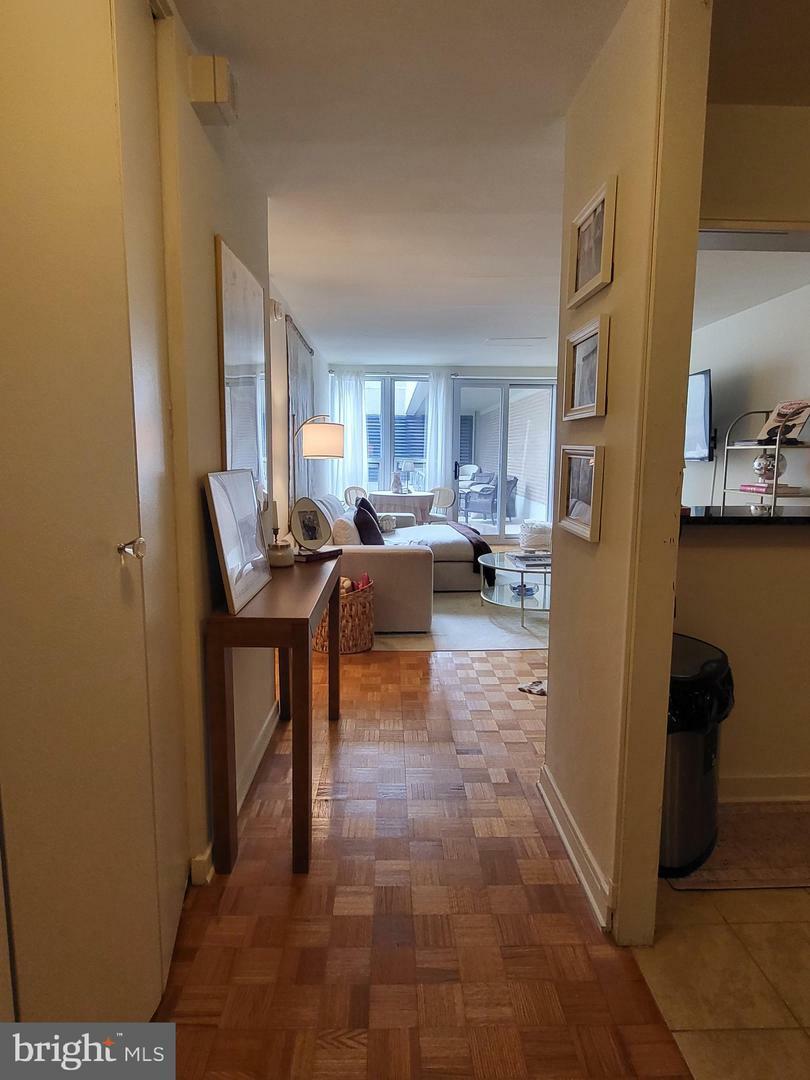 Property Photo:  224 W Rittenhouse Square 30 3118  PA 19103 