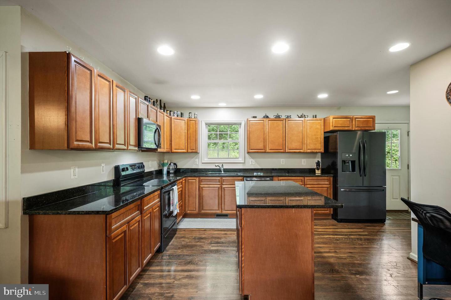 Property Photo: 142 Riley Court VA 22630