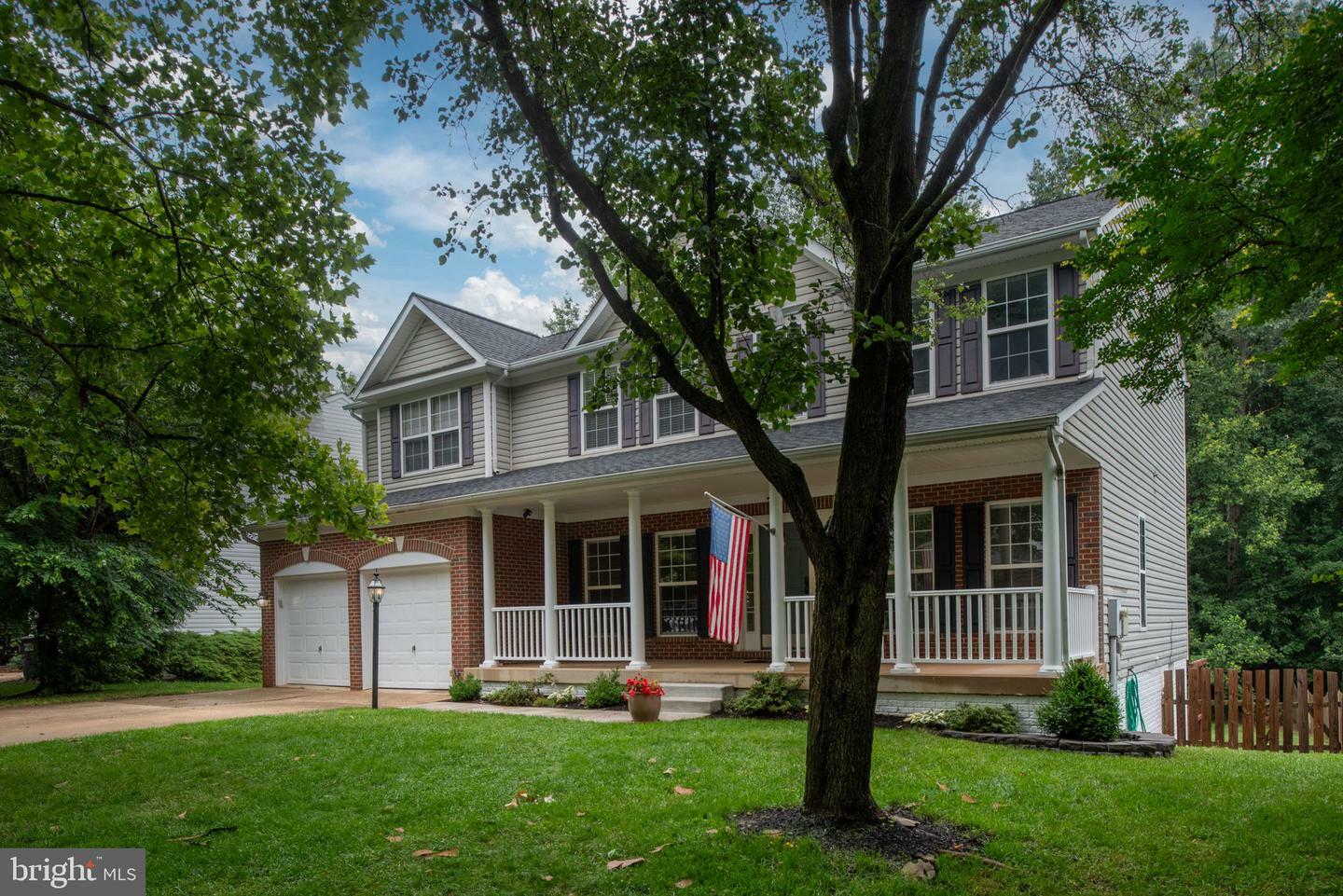 Property Photo: 5942 Fincastle Drive VA 20112