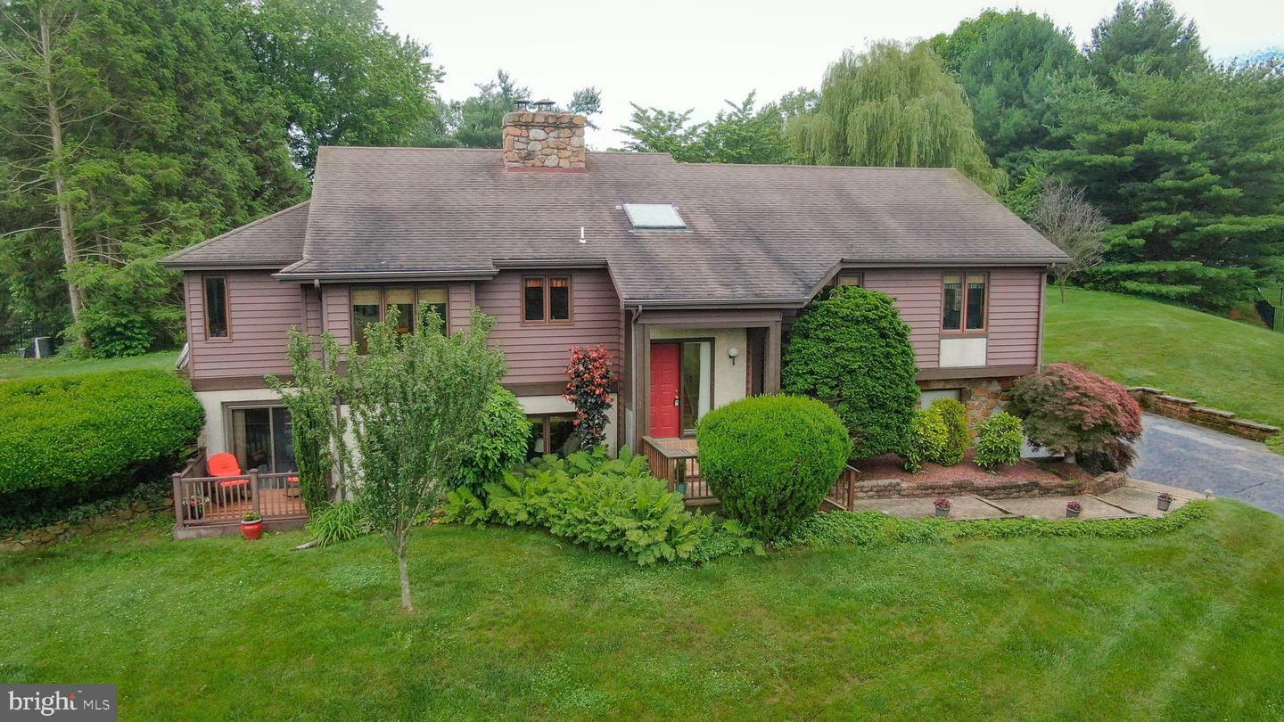 1006 Russell Lane  West Chester PA 19382 photo