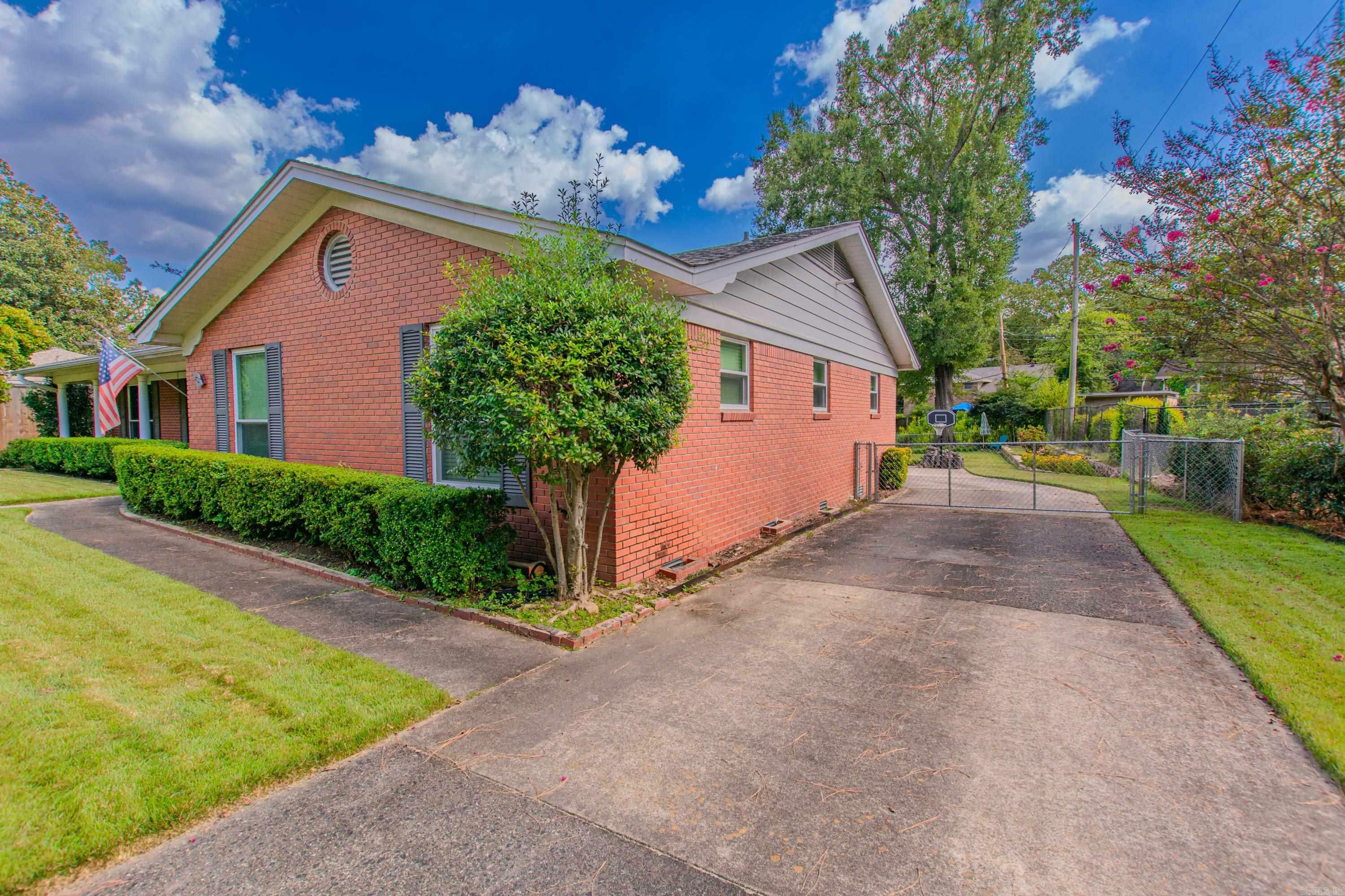 Property Photo: 3 Sonata Trail AR 72205