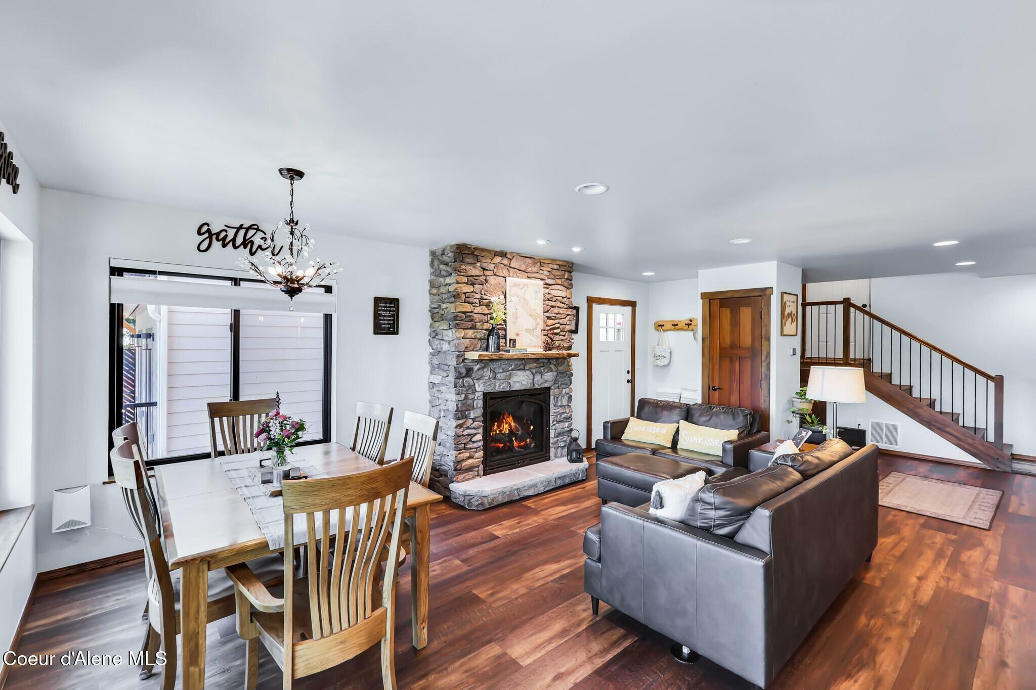 Property Photo: 115 W Lakeview Blvd ID 83856