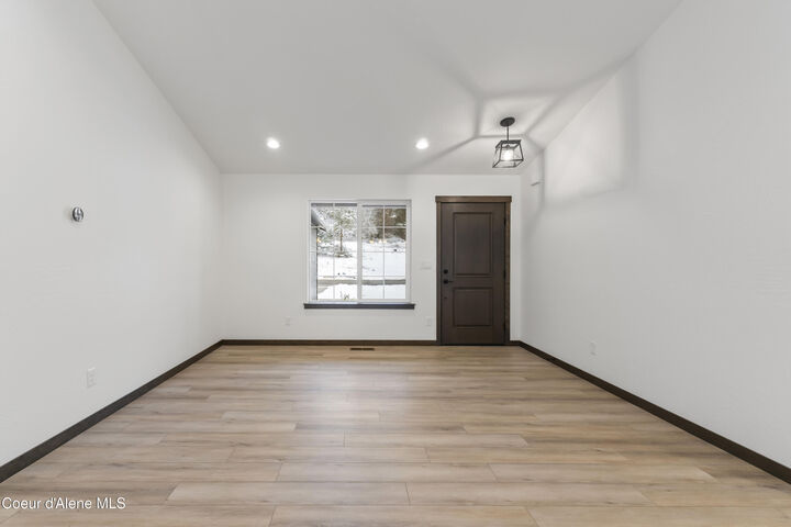 Property Photo:  910 E Valley St S  ID 83822 