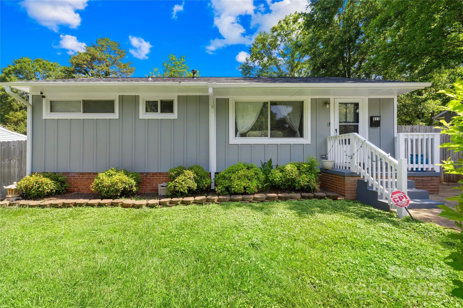 Property Photo:  411 Belvedere Circle  NC 28086 