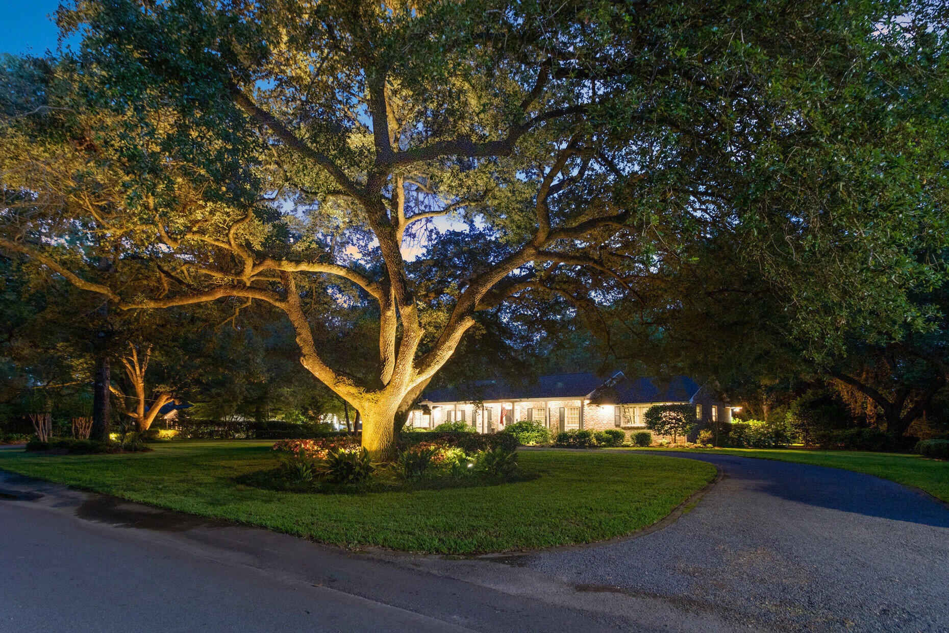 Property Photo: 108 E Walker Drive SC 29483