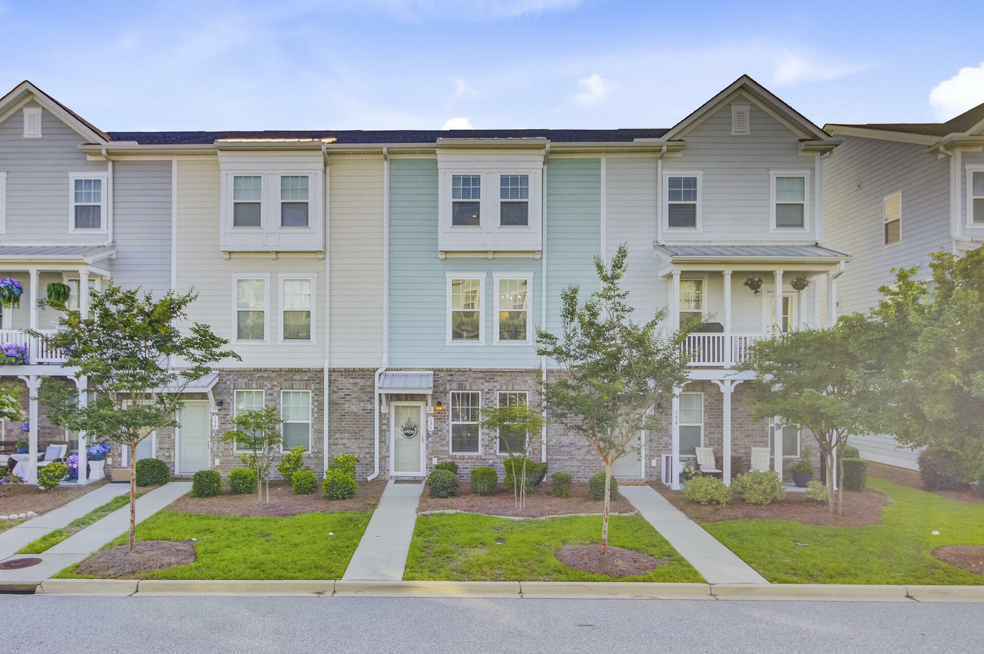 Property Photo:  136 Rowans Creek Drive  SC 29492 