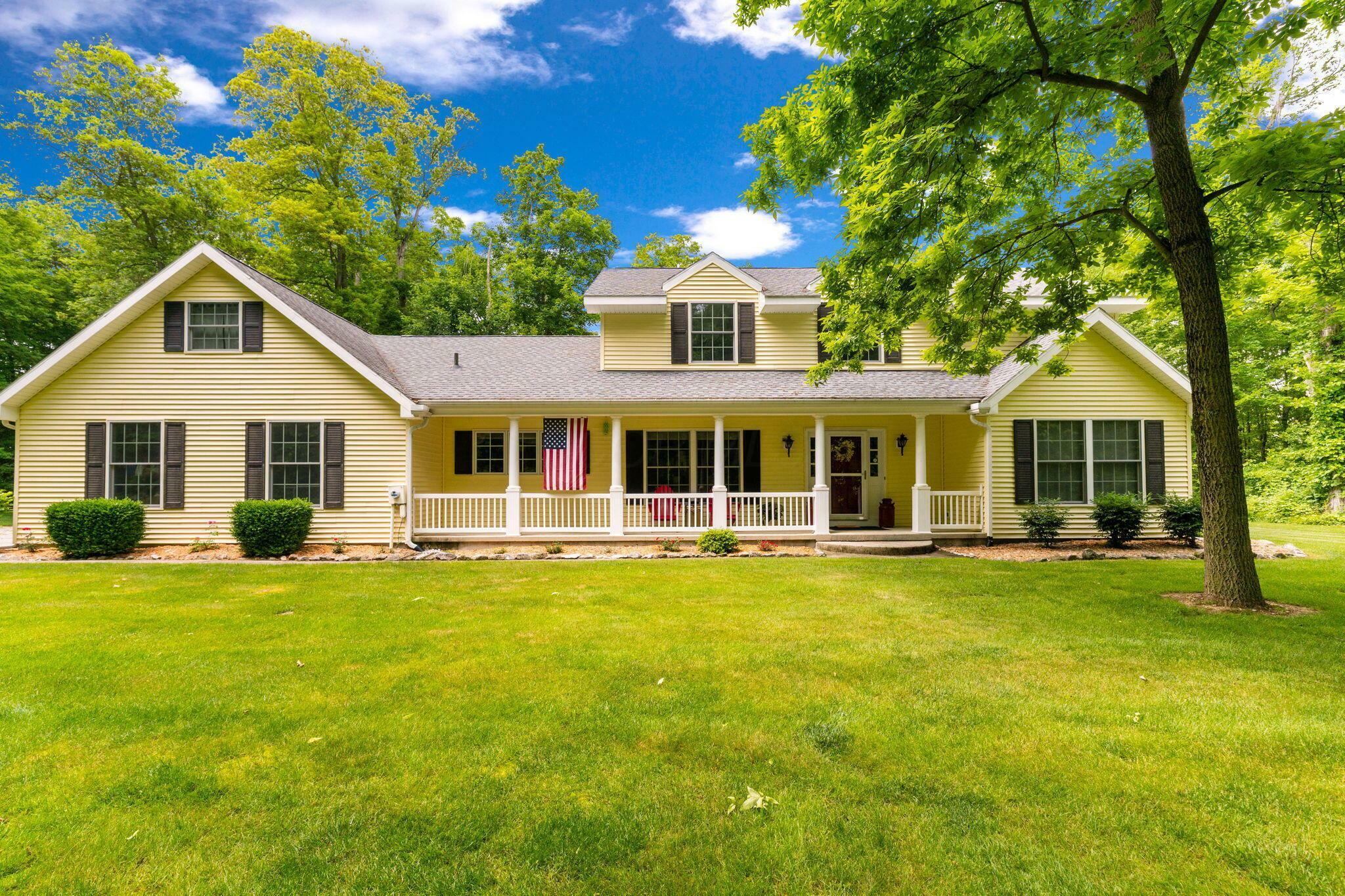 Property Photo:  4563 Donithen Road  OH 43302 