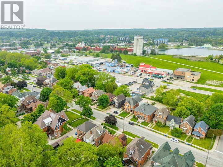 Property Photo:  1379 3rd Avenue East  ON N4K 2L8 