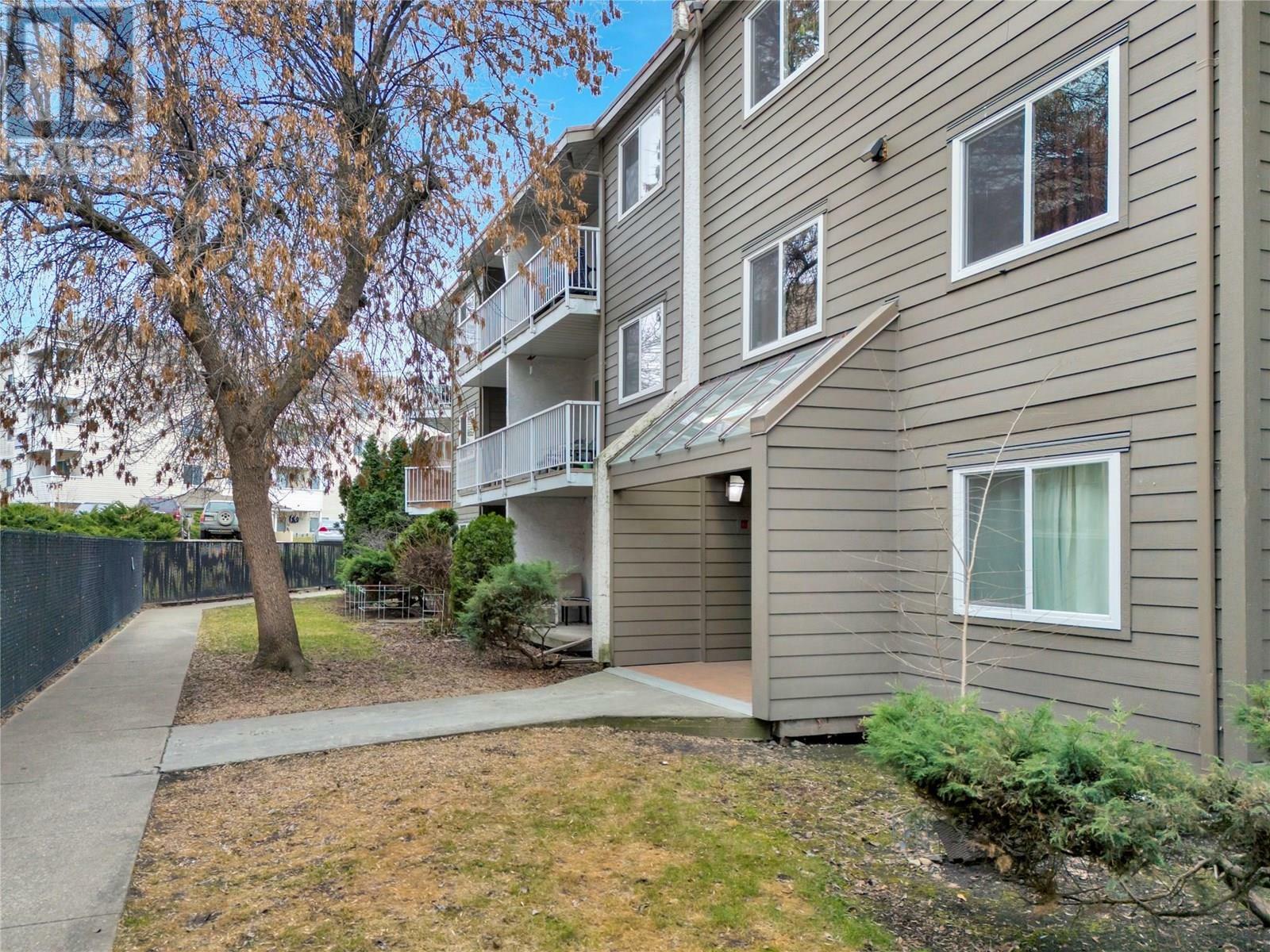 Property Photo: 395 Franklyn Road 107 BC V1X 5X8