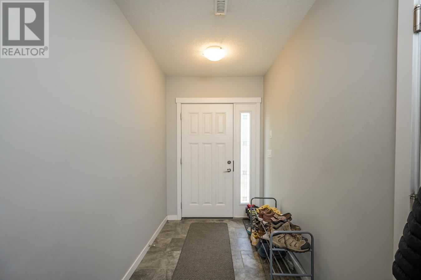 Photo de la propriété: 7400 Creekside Way 302 BC V2N 0G6