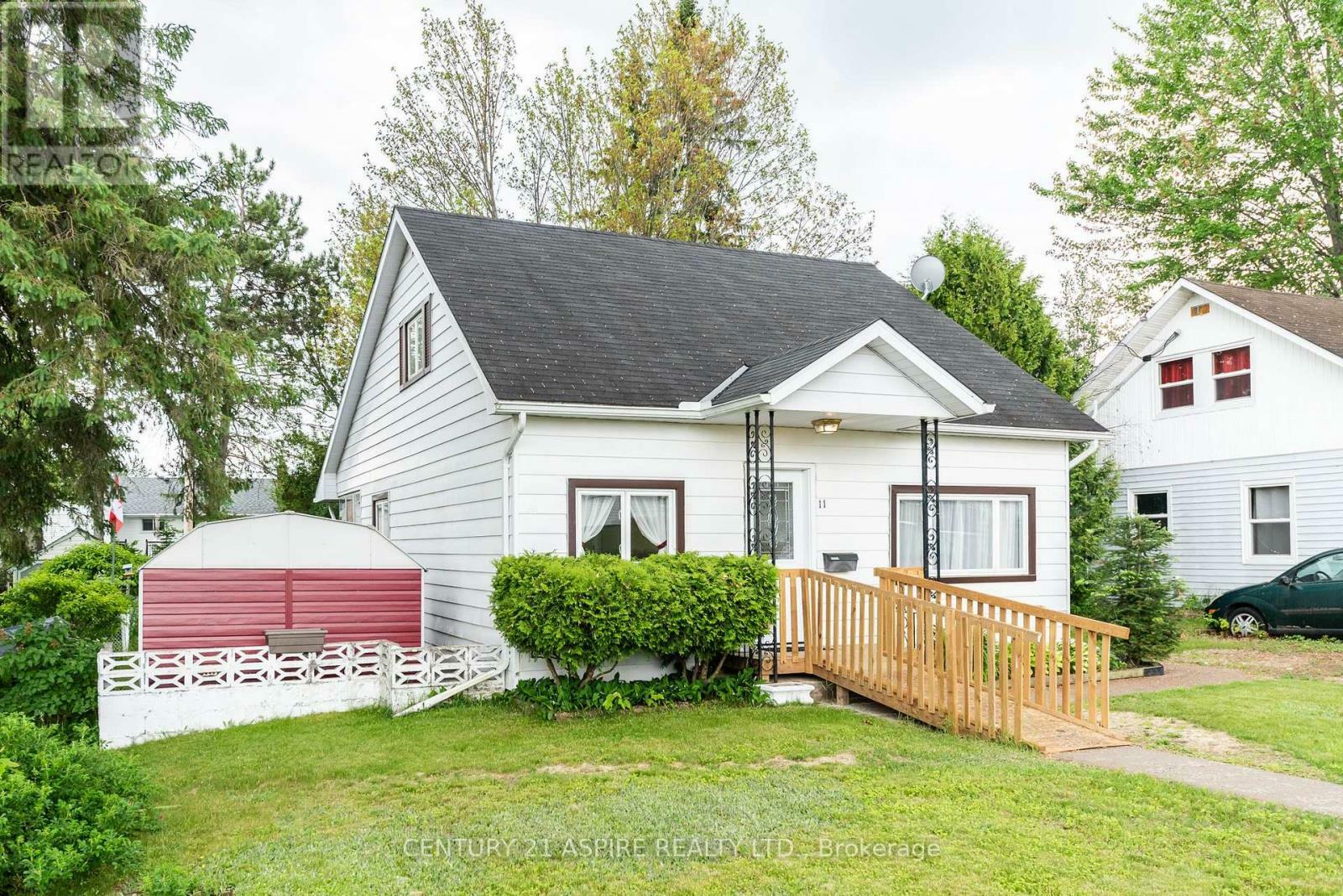 Photo de la propriété: 11 Troyes Street ON K0J 1P0
