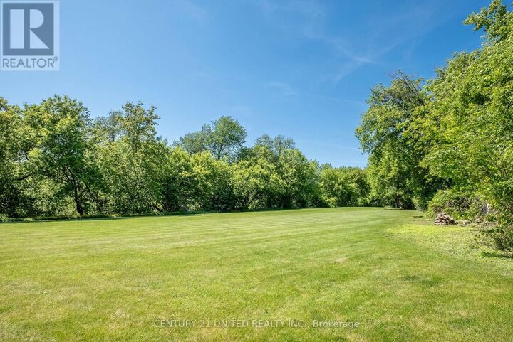 Property Photo:  670 William Street  ON K9A 3A5 