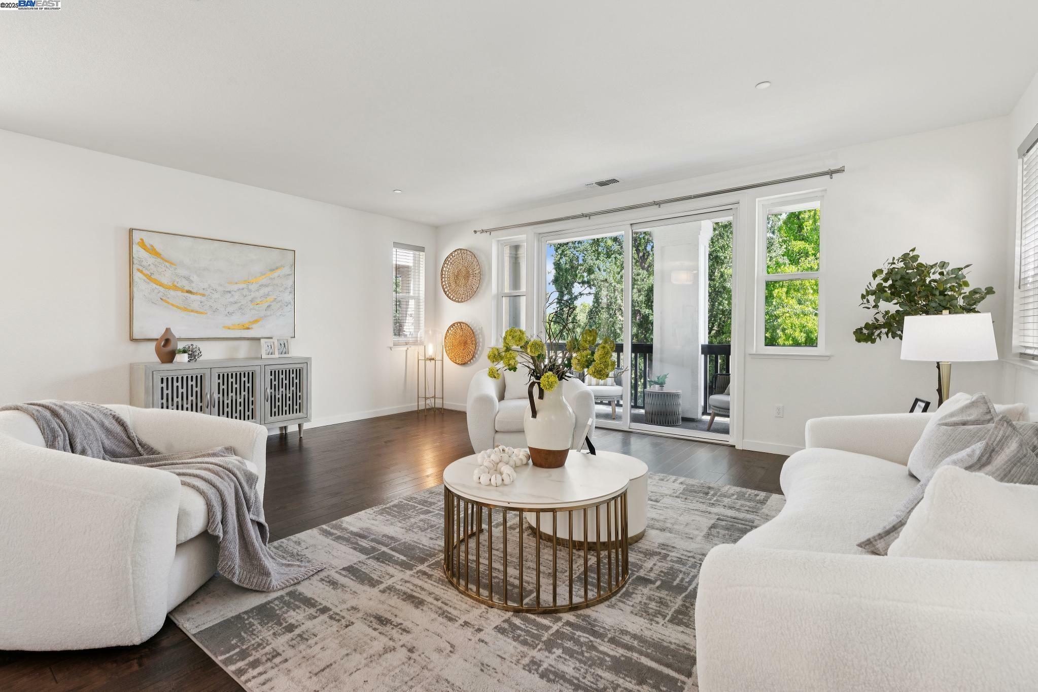 Property Photo: 121 Ashton Way CA 94523