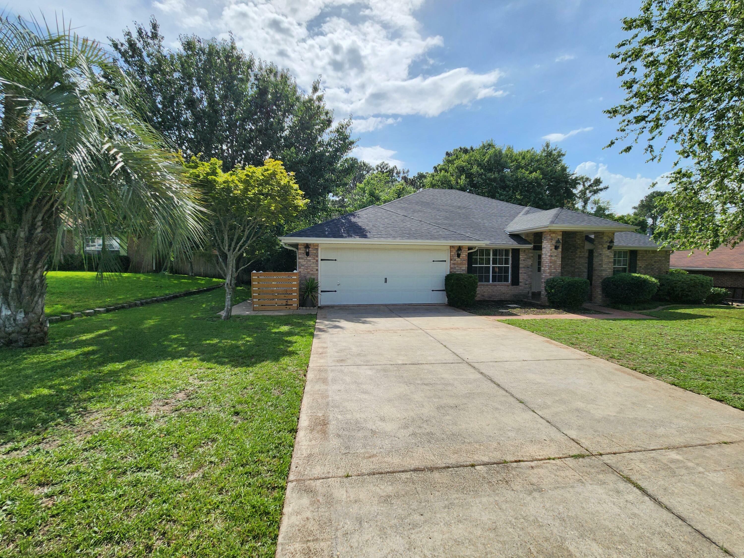 Property Photo: 4868 Orlimar Street FL 32536
