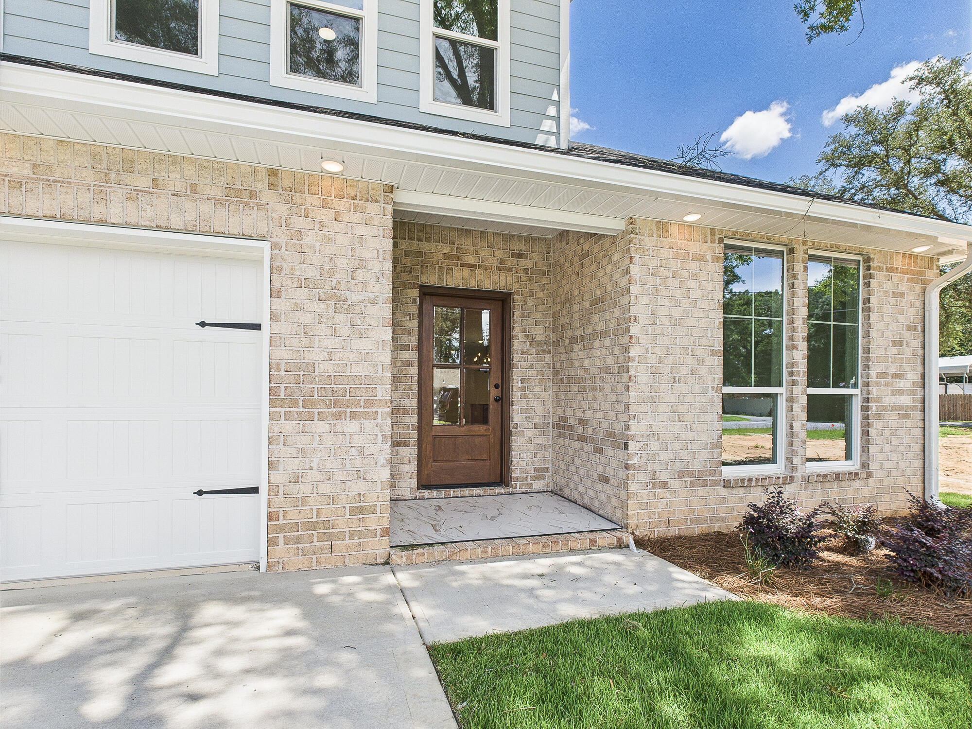 Property Photo: 915 47th Street FL 32578