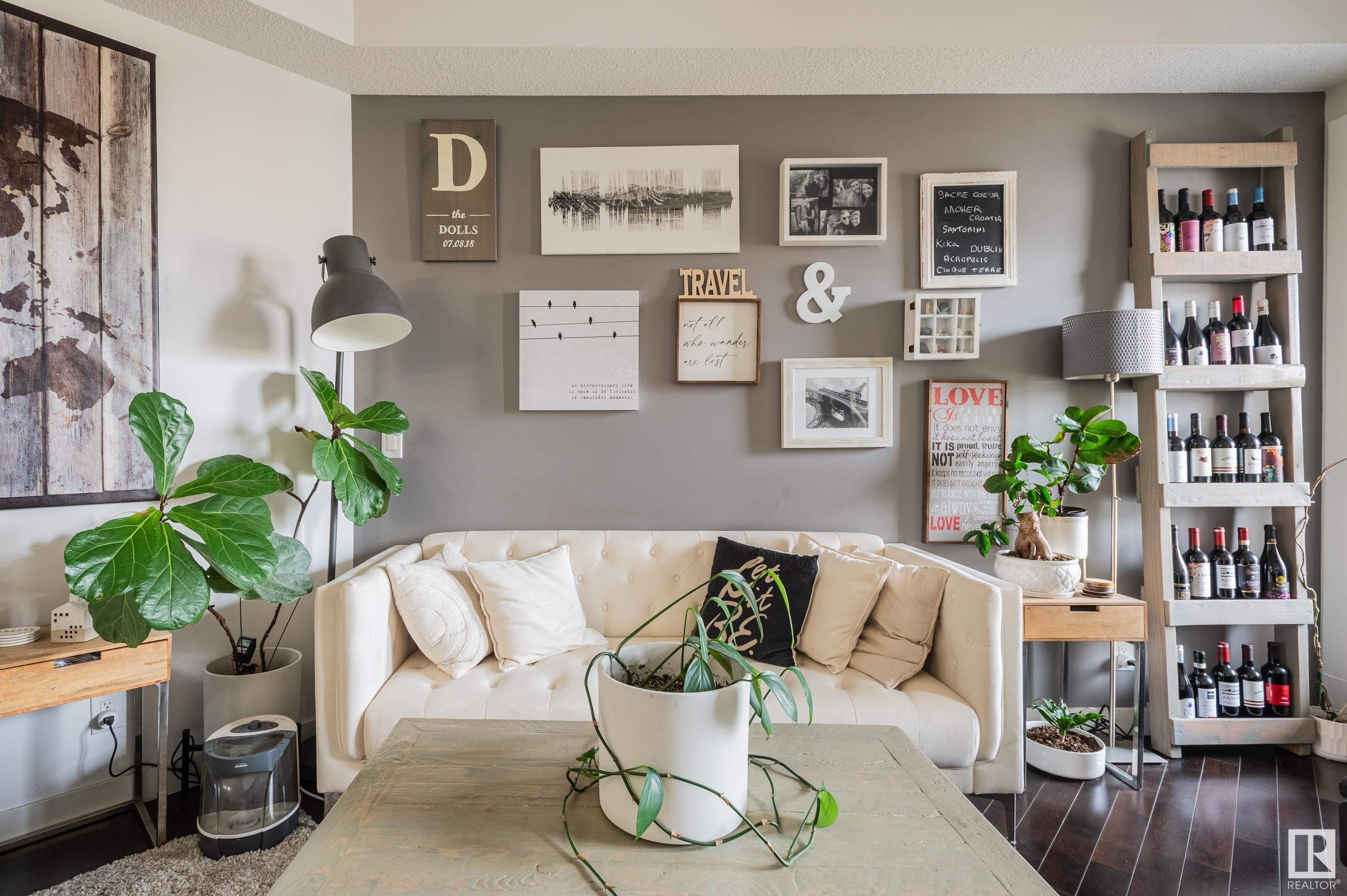 Property Photo:  10523 123 Street NW 305  AB T5N 1N9 