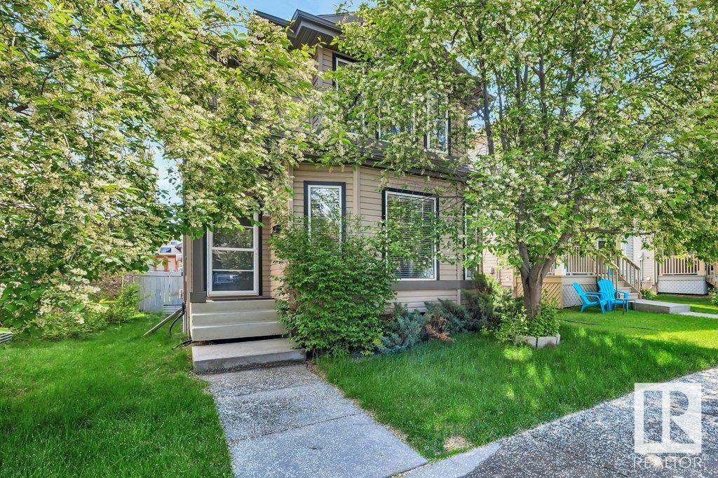 5835 204 Street NW  Edmonton AB T6M 2Z2 photo