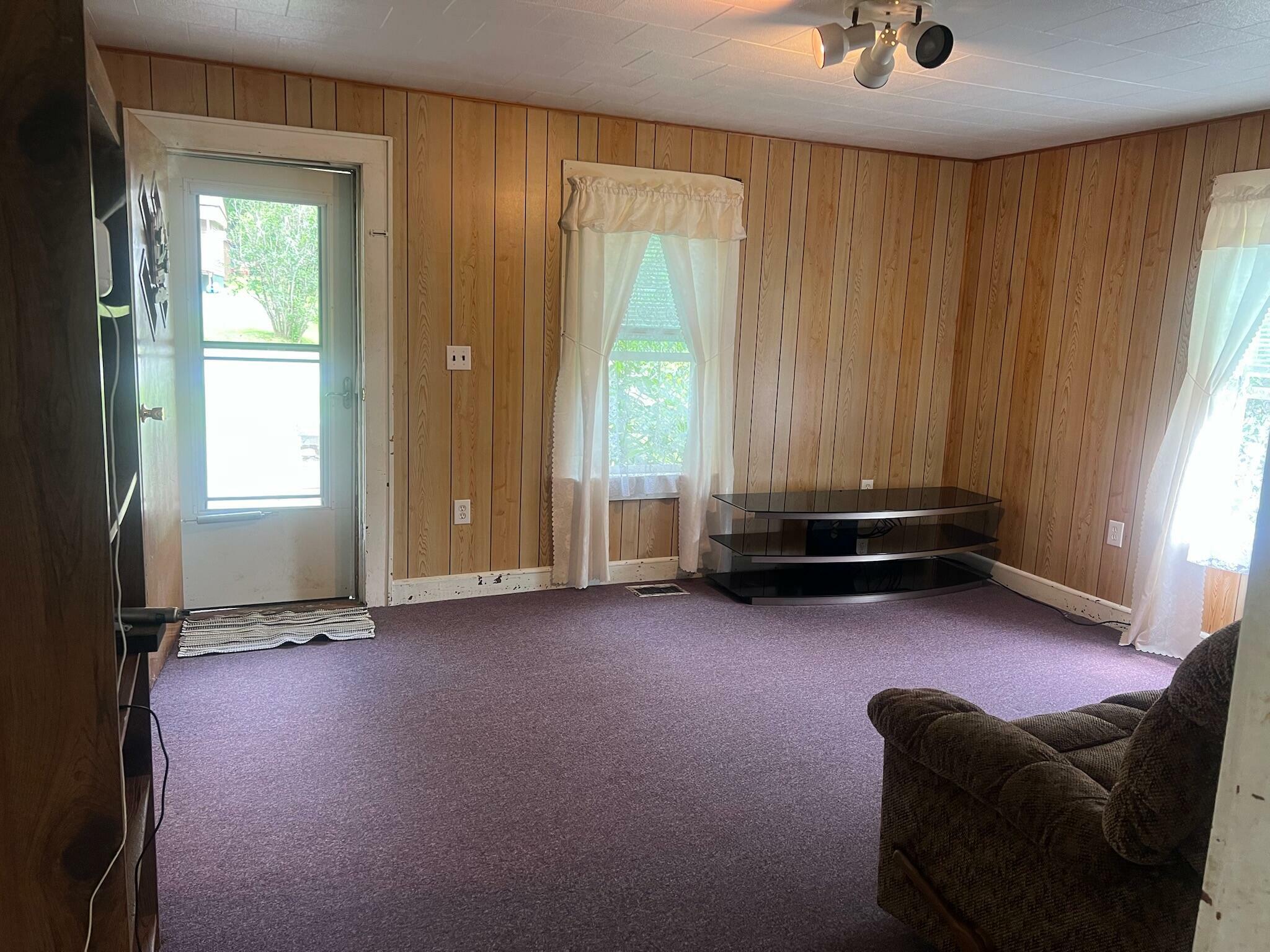 Property Photo: 239 Ccc Rd WV 25958