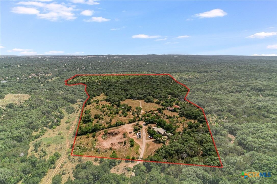 Property Photo: 1750 Craddock Avenue TX 78666