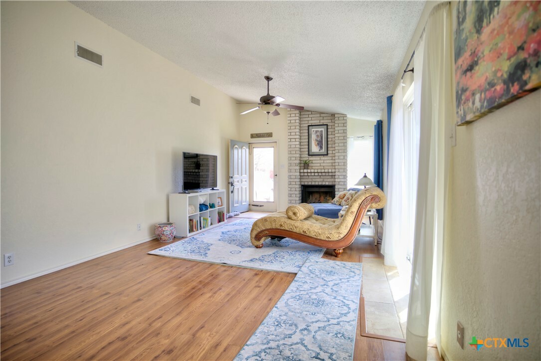 Property Photo: 5110 Sam Houston TX 76502