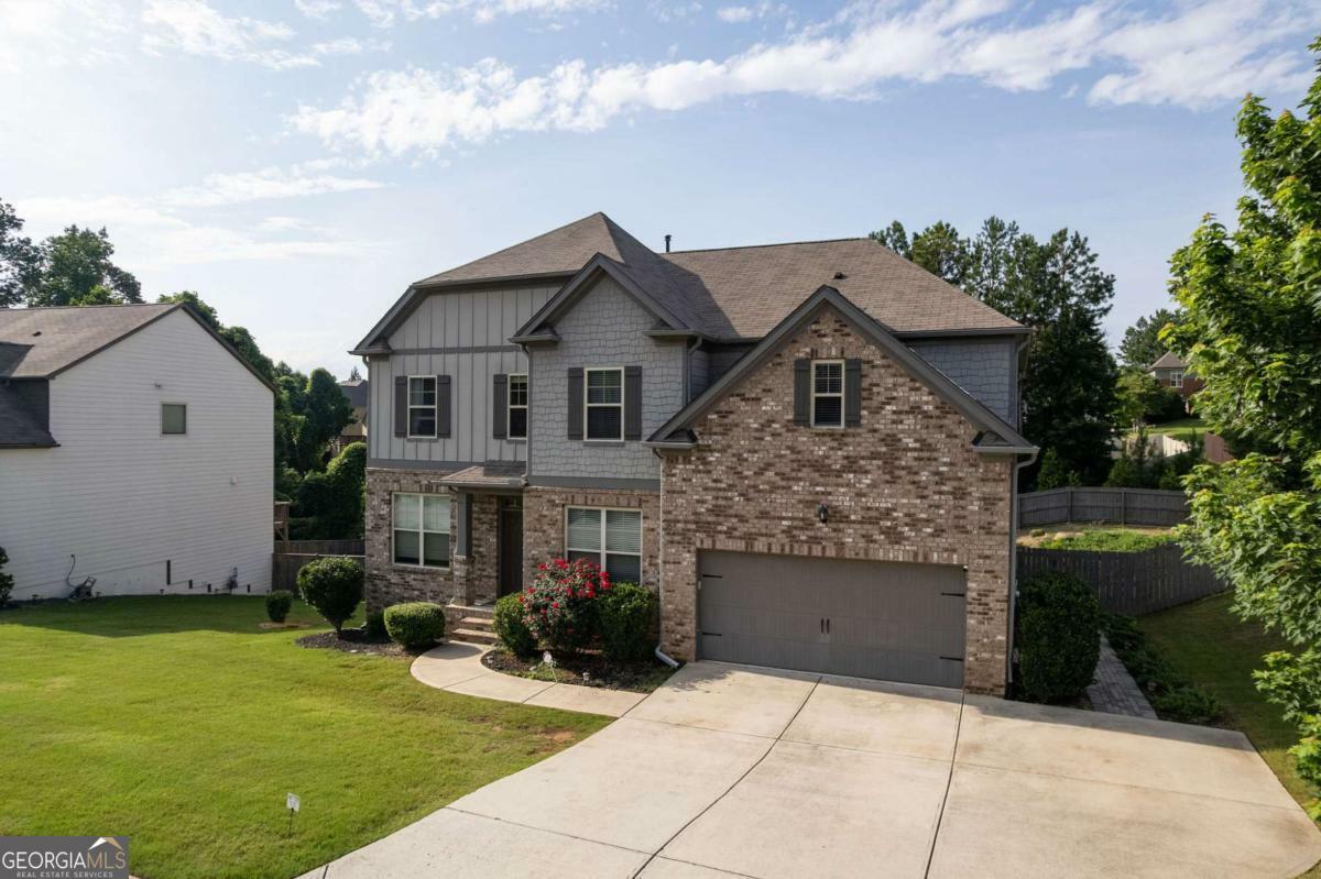 Property Photo: 108 Fountain Oak GA 30180