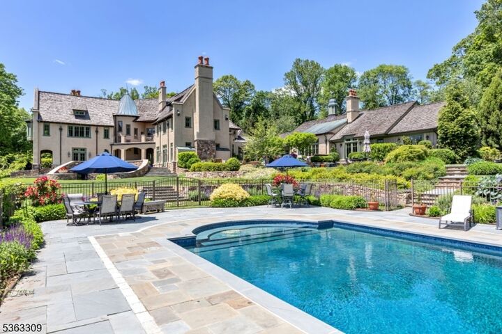 Property Photo: 211 Private Road NJ 07924