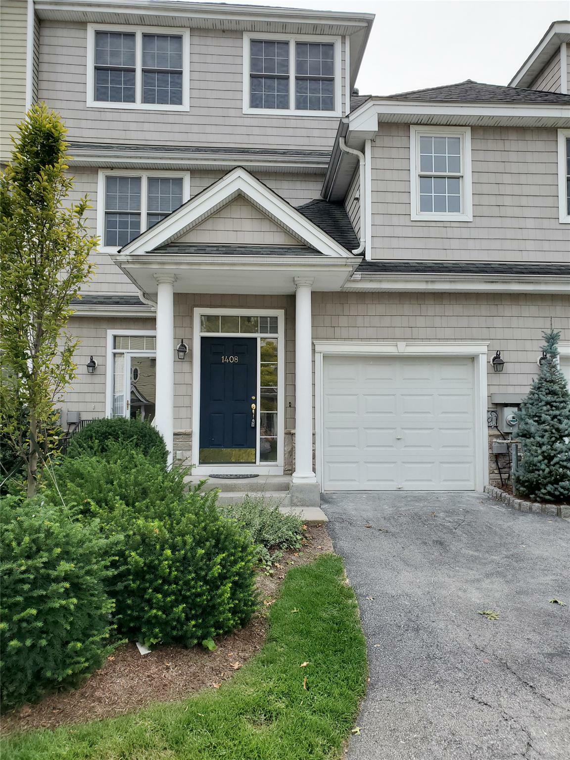 Property Photo: 1408 Half Moon Bay Drive NY 10520