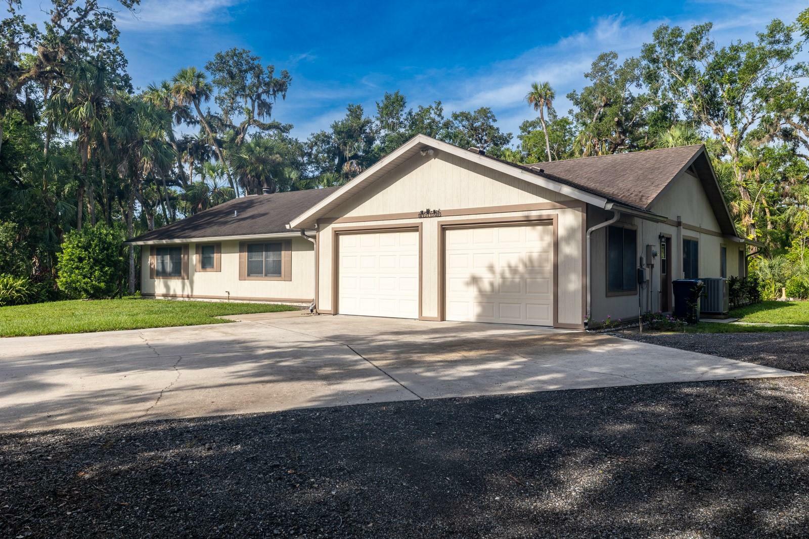 Property Photo: 3804 65th Street E FL 34208