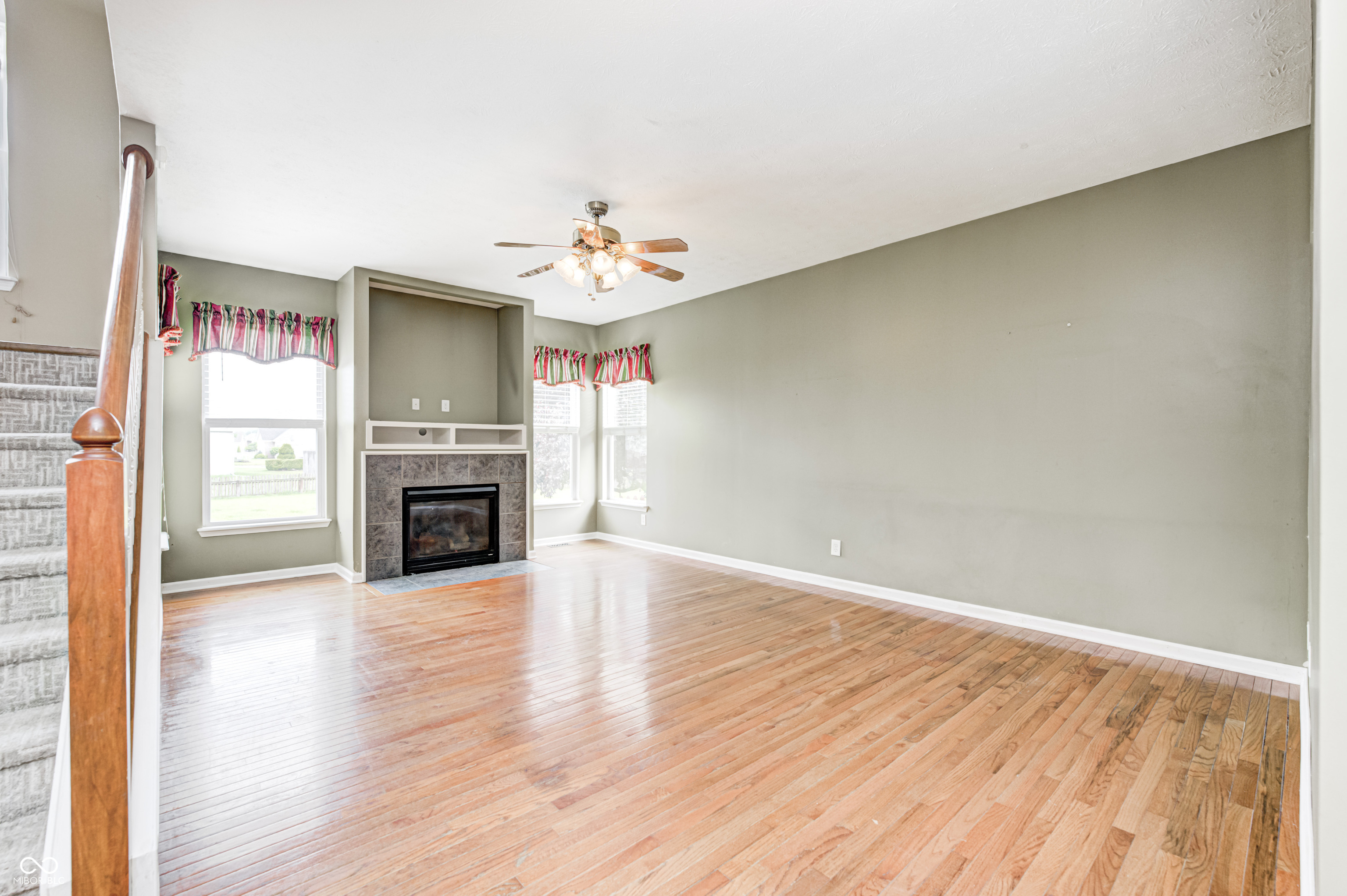 Property Photo: 1306 Flat Wood Court IN 46112
