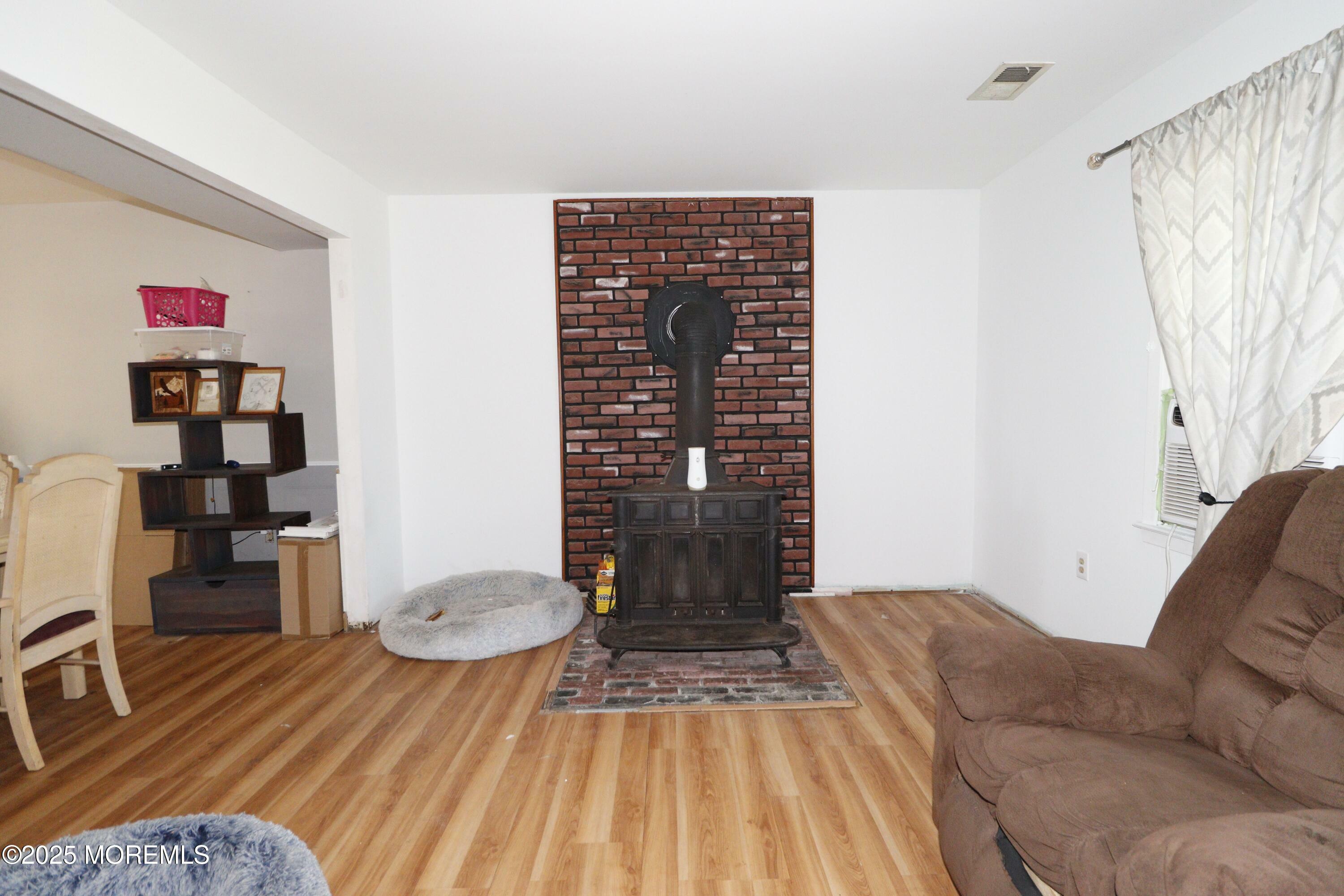 Property Photo: 611 Pine Street NJ 08734