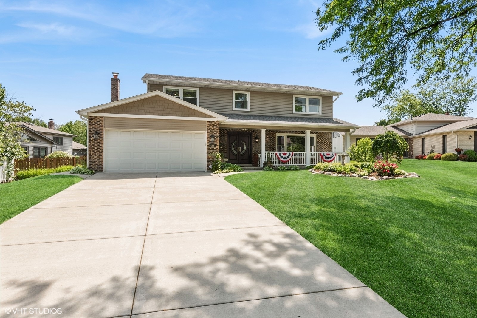 688 Crystal Court N  Schaumburg IL 60193 photo
