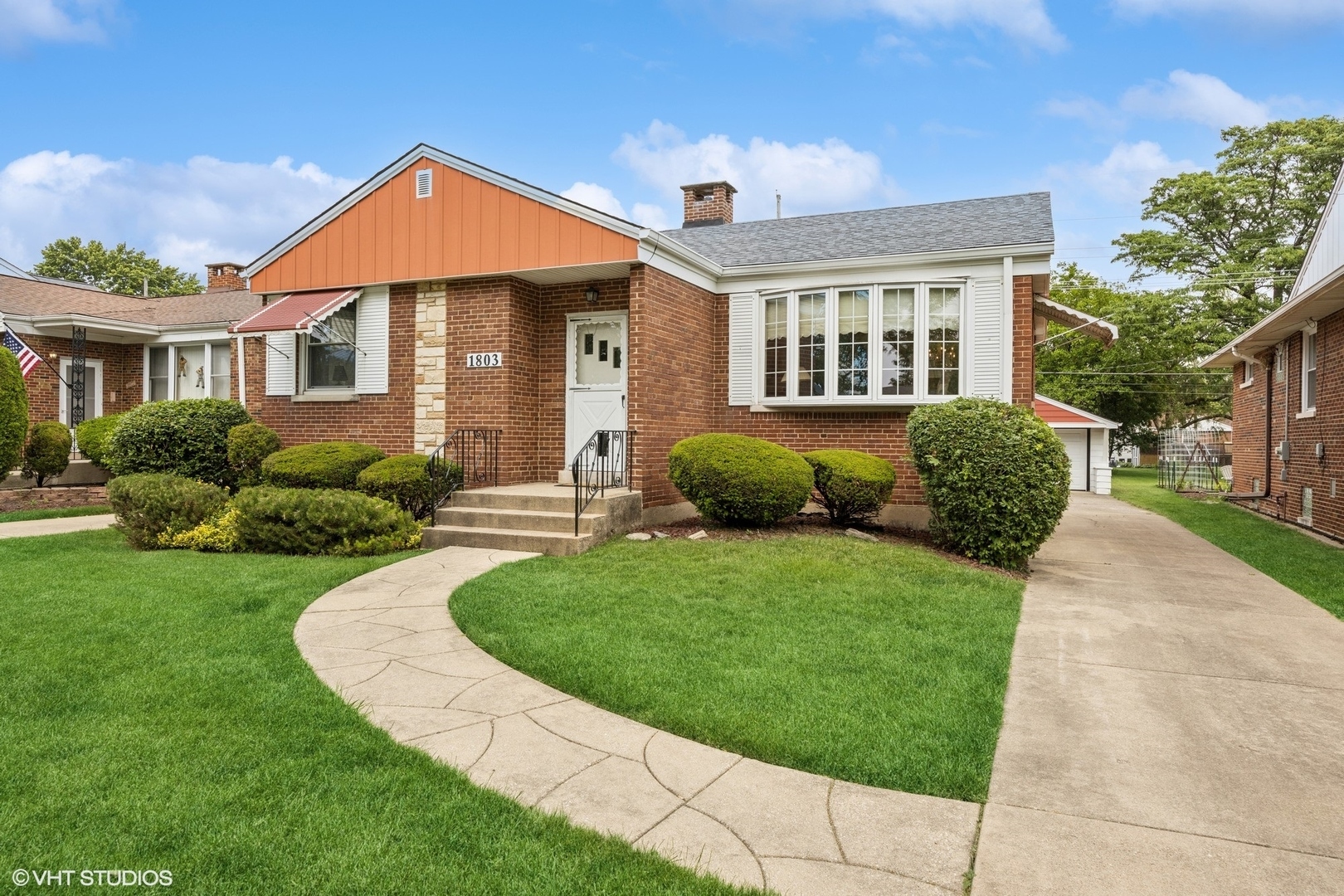1803 Balmoral Avenue  Westchester IL 60154 photo