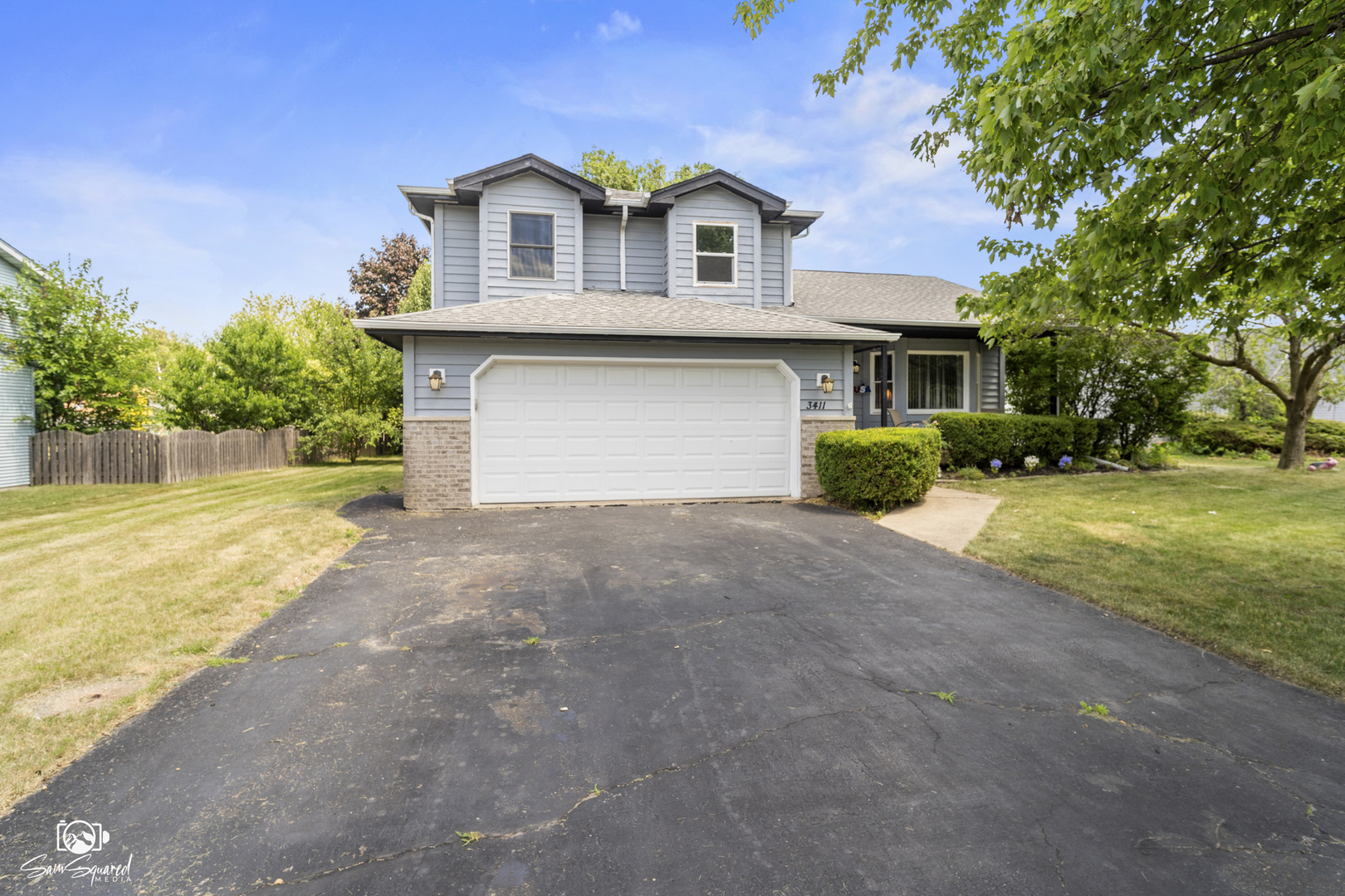 Property Photo: 3411 Harris Drive IL 60431