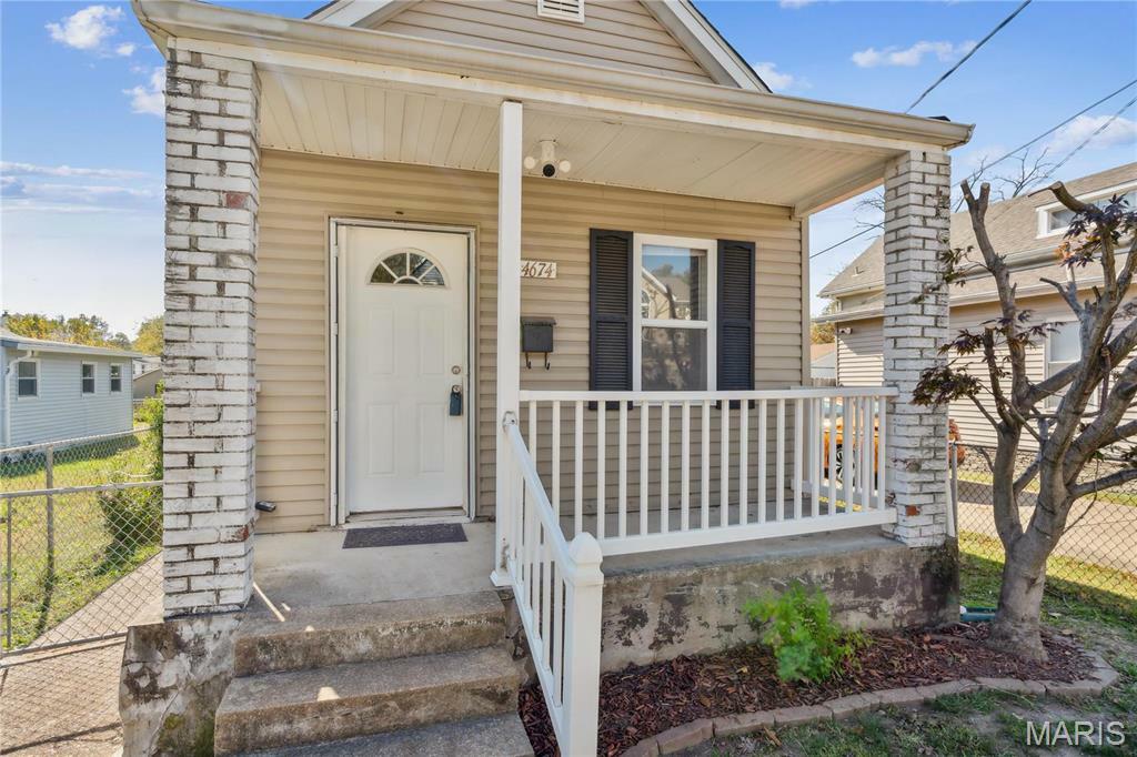 Property Photo: 4674 Oldenburg Avenue MO 63123