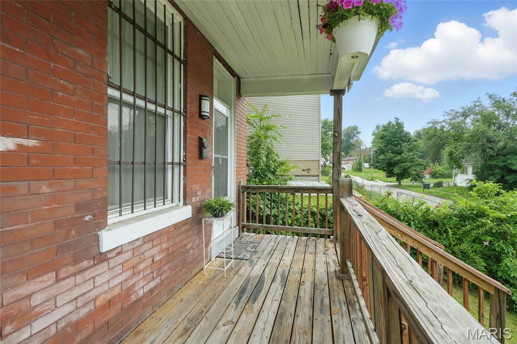Property Photo: 1055 Garth Avenue MO 63147
