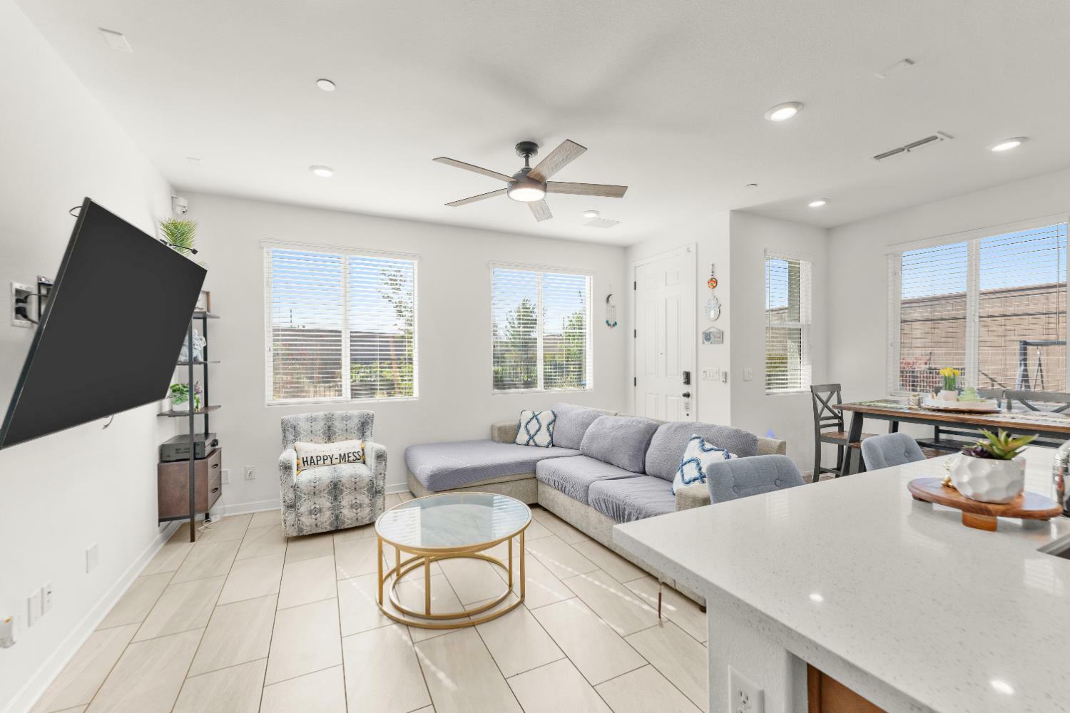 Property Photo:  5301 E Commerce Way 56101  CA 95835 