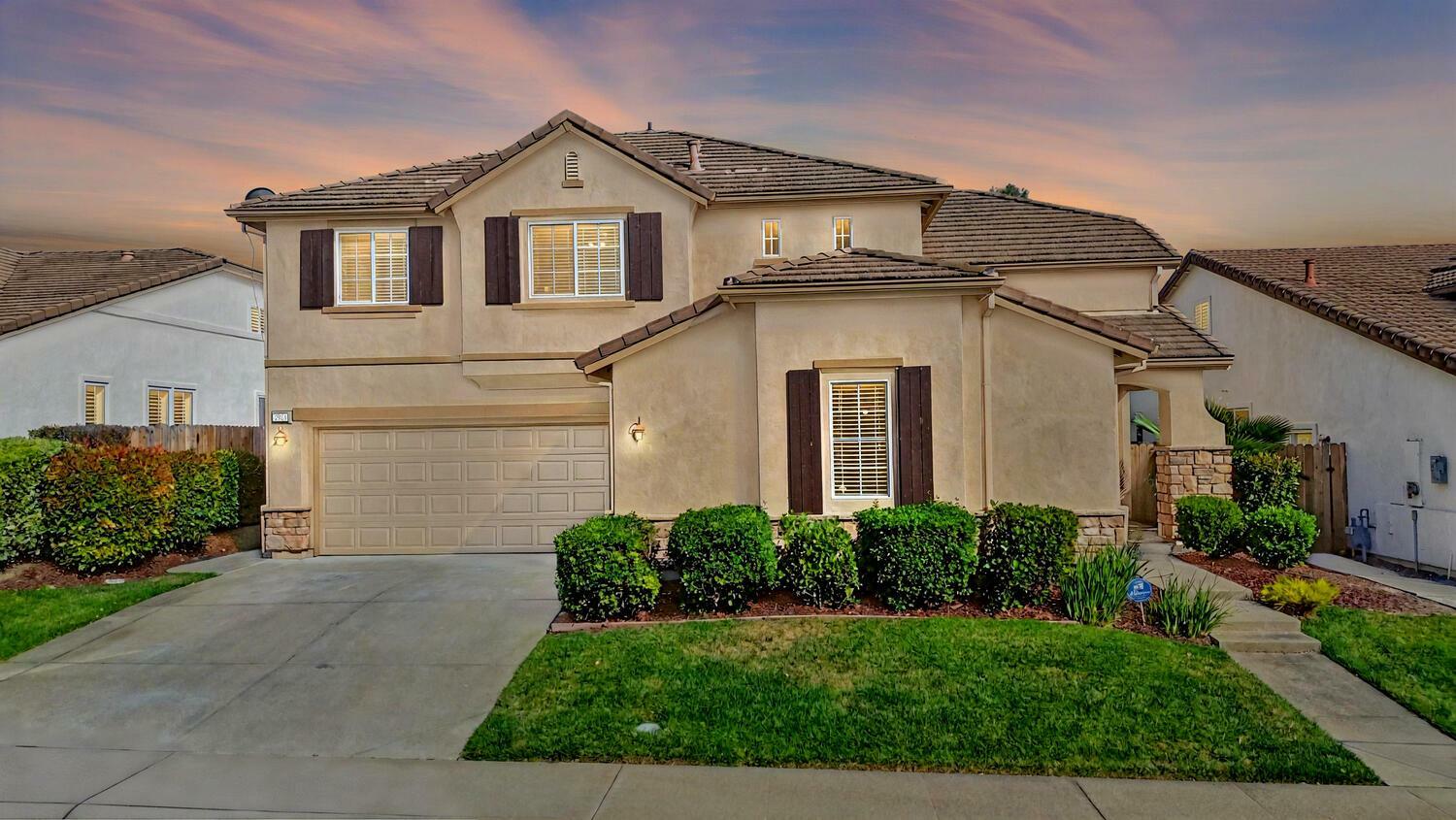 Property Photo:  2924 Southcreek Drive  CA 95648 