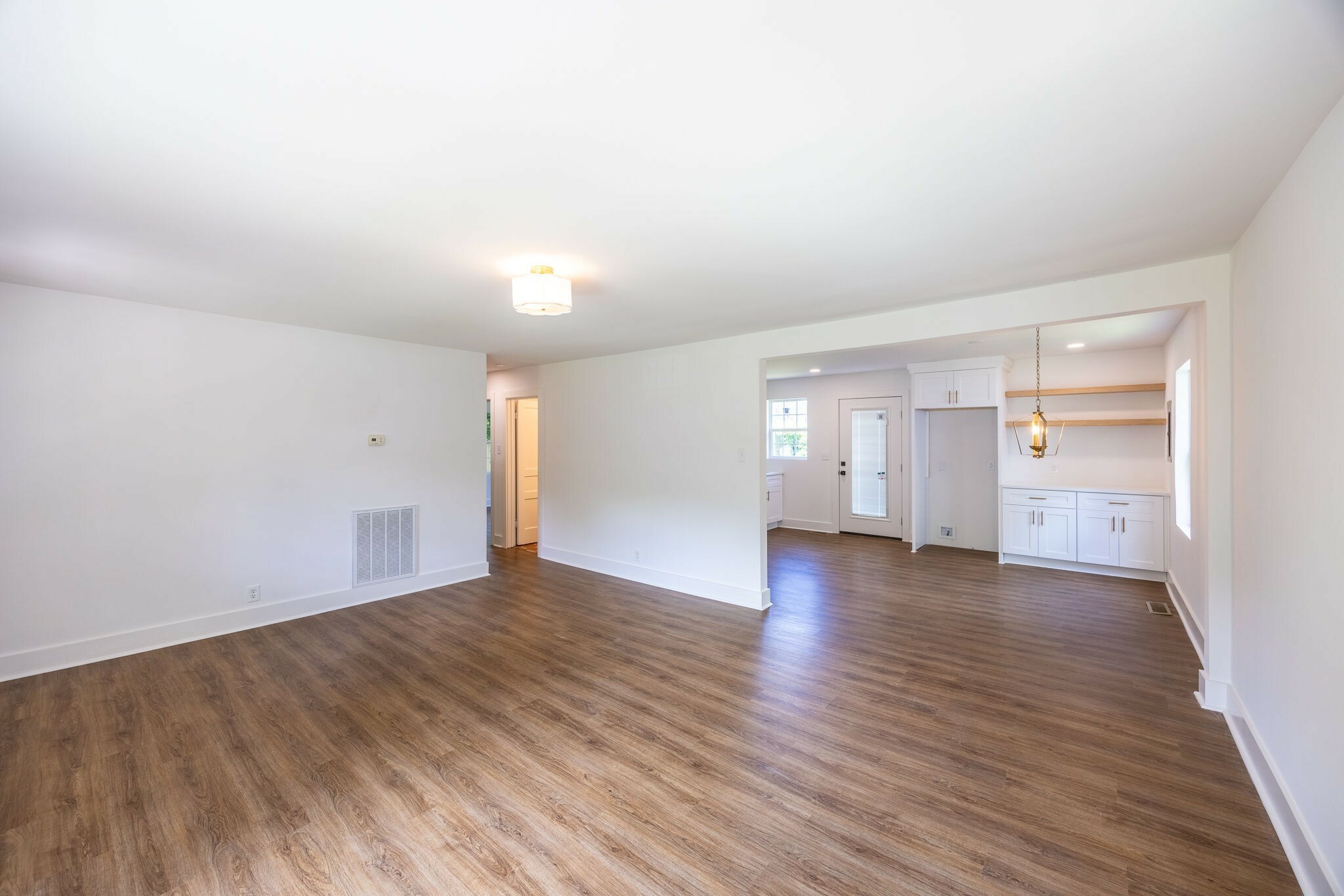 Property Photo: 310 McArthur Dr TN 37115
